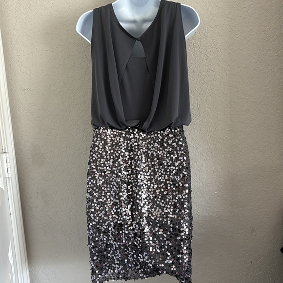 Dress for women - Picture 3 of 5